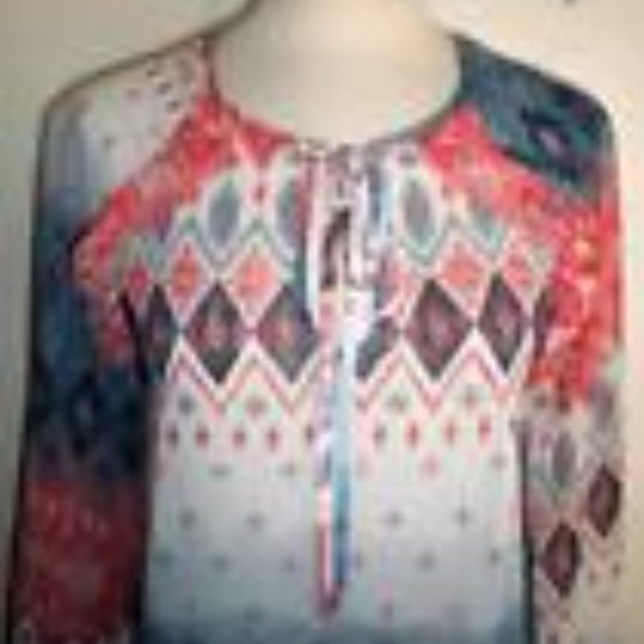 BCBG MAX AZRIA MS SIZE SMALL BLUSH COMBO SPLIT NECK CHIFFON PEASANT BLOUSE - Picture 4 of 9